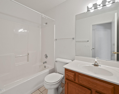 2875 W Highland Street - Photo Thumbnail 23