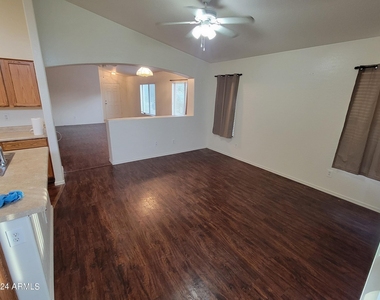 5414 W Ian Drive - Photo Thumbnail 2