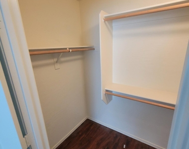 5414 W Ian Drive - Photo Thumbnail 9