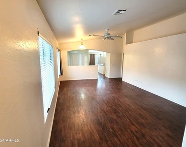 5414 W Ian Drive - Photo Thumbnail 1