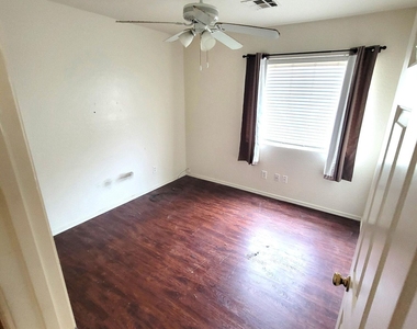 5414 W Ian Drive - Photo Thumbnail 10