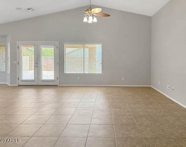 1953 S 174th Lane - Photo Thumbnail 5