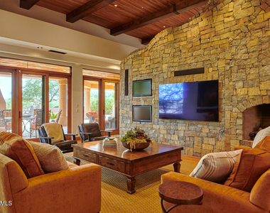 41595 N 110th Way - Photo Thumbnail 5