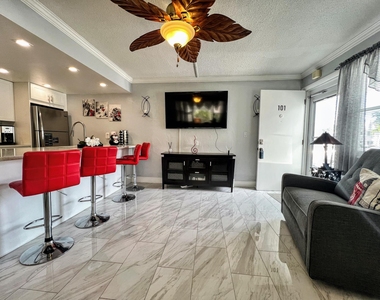625 Antioch Avenue - Photo Thumbnail 2