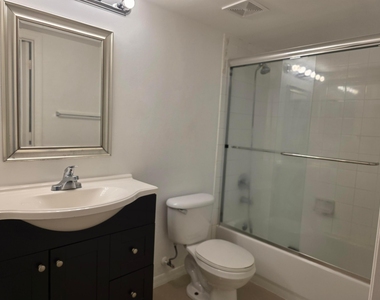 5055 Wiles Road - Photo Thumbnail 14