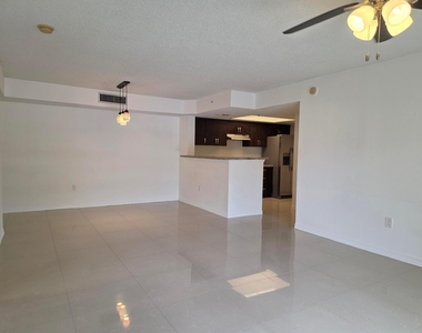 5055 Wiles Road - Photo Thumbnail 6