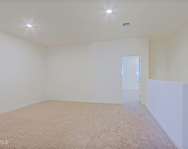 2231 W Laurie Lane - Photo Thumbnail 10