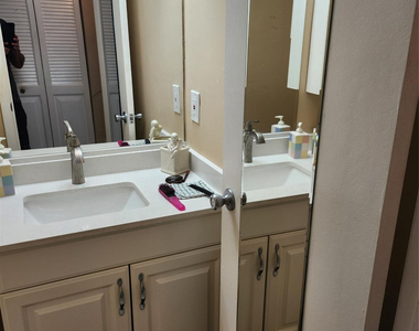 104 Westbury E - Photo Thumbnail 19