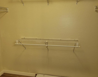 5824 E Valley View Drive - Photo Thumbnail 17