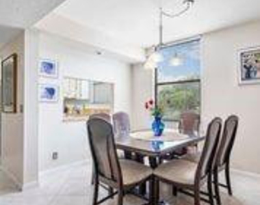 8429 Forest Hills Drive - Photo Thumbnail 3
