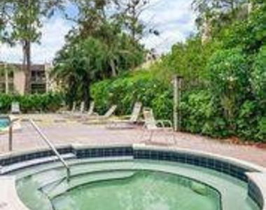 8429 Forest Hills Drive - Photo Thumbnail 7