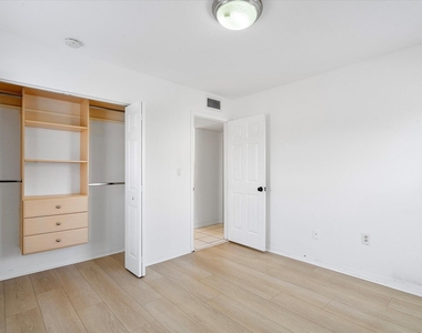2138 Sw 6 Street - Photo Thumbnail 8