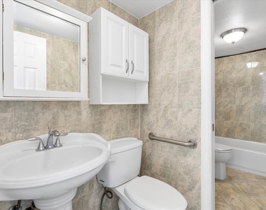2138 Sw 6 Street - Photo Thumbnail 13