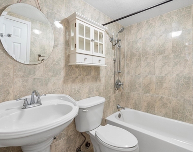2138 Sw 6 Street - Photo Thumbnail 10