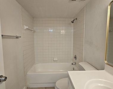 1581 Windorah Way - Photo Thumbnail 16