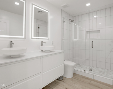 1050 N 74th Street - Photo Thumbnail 14