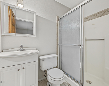 10014 N 87th Lane - Photo Thumbnail 15
