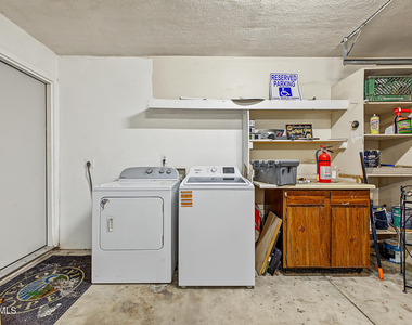 10014 N 87th Lane - Photo Thumbnail 21
