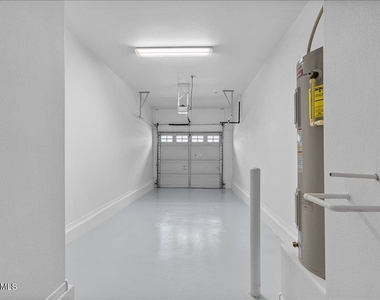 2402 E 5th Street - Photo Thumbnail 23