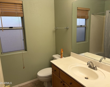 4670 W Geronimo Street - Photo Thumbnail 12