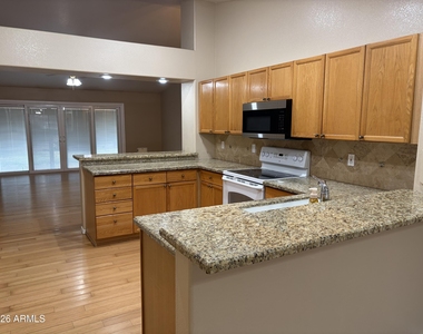 4670 W Geronimo Street - Photo Thumbnail 2