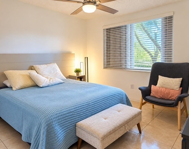 9470 Tangerine Place - Photo Thumbnail 7