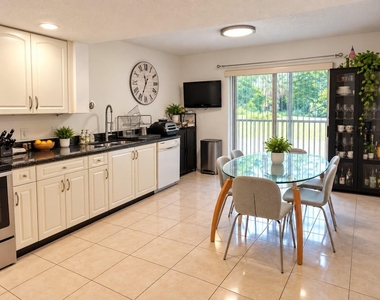 9470 Tangerine Place - Photo Thumbnail 4