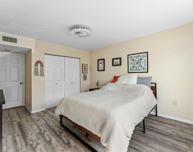 603 Villa Circle - Photo Thumbnail 15