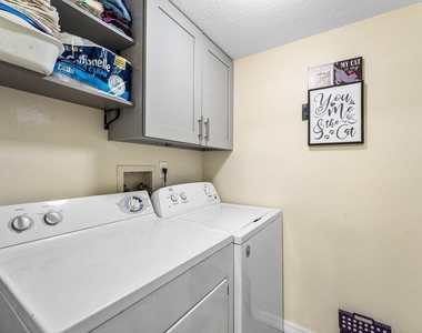 603 Villa Circle - Photo Thumbnail 18
