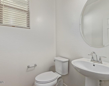 8251 E Inverness Avenue - Photo Thumbnail 10