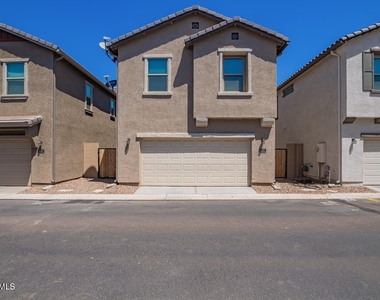 8251 E Inverness Avenue - Photo Thumbnail 24