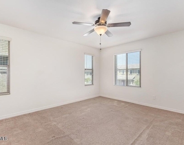 8251 E Inverness Avenue - Photo Thumbnail 12