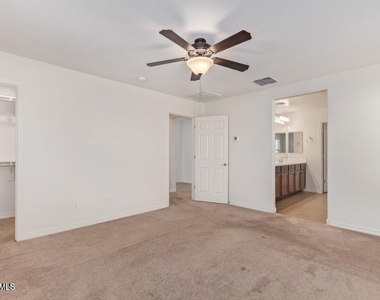 8251 E Inverness Avenue - Photo Thumbnail 13