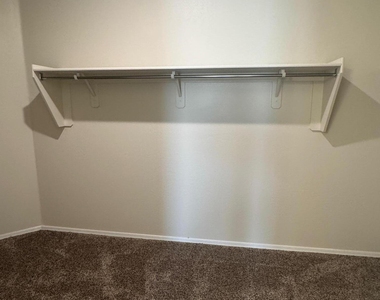 36091 W Seville Drive - Photo Thumbnail 11