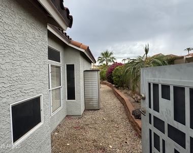 16810 S 13th Place - Photo Thumbnail 15