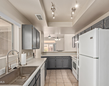 6734 S Brittany Lane - Photo Thumbnail 9