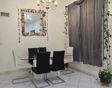 17022 N 45th Street - Photo Thumbnail 15