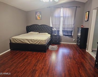 17022 N 45th Street - Photo Thumbnail 20