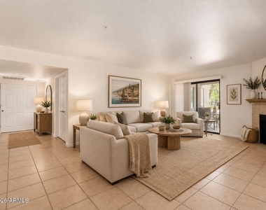 9450 N 95th Street - Photo Thumbnail 3