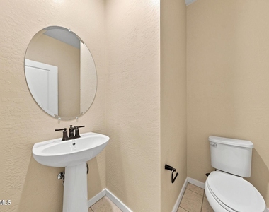 779 E Doral Avenue - Photo Thumbnail 9