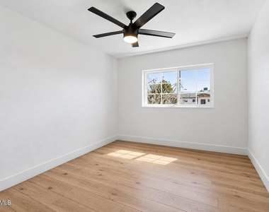 7616 E 3rd Street - Photo Thumbnail 13