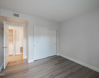7575 E Indian Bend Road - Photo Thumbnail 16