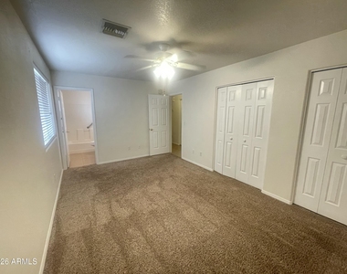 8326 W Tinajas Drive - Photo Thumbnail 12