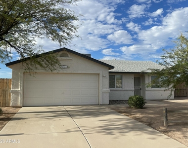 8326 W Tinajas Drive - Photo Thumbnail 1