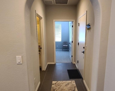 14200 W Village Parkway - Photo Thumbnail 10