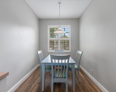 112 Lighthouse Circle - Photo Thumbnail 9