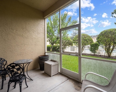 112 Lighthouse Circle - Photo Thumbnail 10