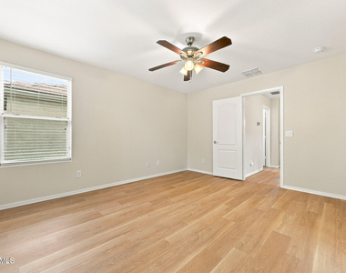 4081 E Oakland Street - Photo Thumbnail 17
