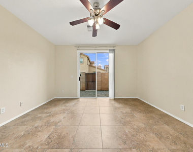 4081 E Oakland Street - Photo Thumbnail 11