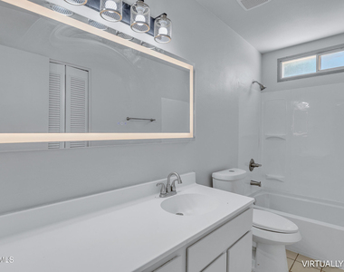 3933 S Pine Street - Photo Thumbnail 19